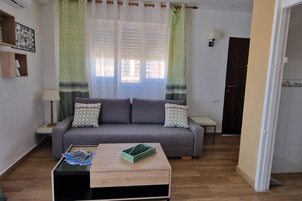 Incredible Seafront With Sunrise And Sunset Views Apartman Benicàssim Kültér fotó
